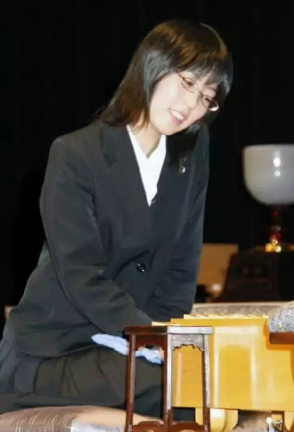 将棋の女流戦主催者、見直し要求　妊娠出産の不戦敗規定