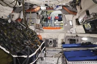 オリオン模型公開、生活空間も　飛行士4人が10日間、新画像