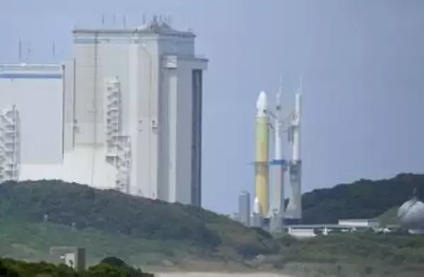 H3ロケット9号機、発射地点に　みちびき搭載、11日朝打ち上げ