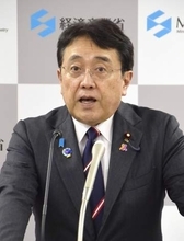 経産相「調査通じて疑問答える」　玄海町、核ごみ処分場選定巡り