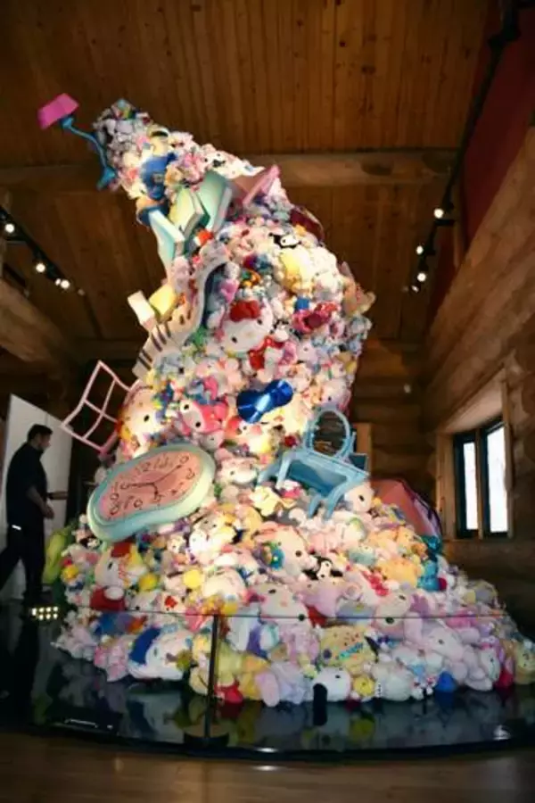 山梨にサンリオの記念館オープン　創業者、辻信太郎さんの地元