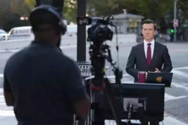 米主要テレビ各局が代表取材停止　大統領のCNN排除に反発