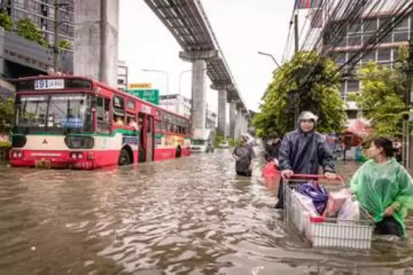 タイ首都広域で冠水継続　降雨48時間、生活に影響