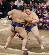 大の里白星、豊昇龍は敗れる　九州場所初日、安青錦も勝利