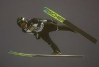 二階堂が4位、小林陵5位　W杯ジャンプ男子第8戦