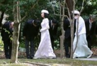 三笠宮妃百合子さま皇霊殿に　喪主で孫の彬子さまら参列