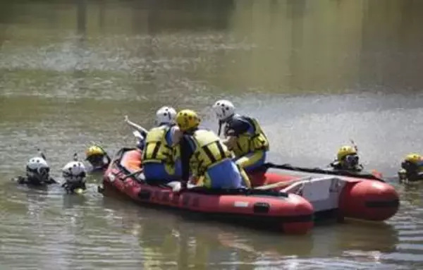 大阪の母娘殺害、室内に血の足跡　スマホや貴重品残り、物色なし