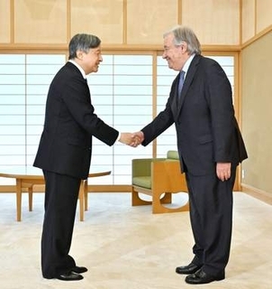 陛下、国連事務総長と面会　皇居・御所