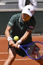 全仏テニス、青山組が2回戦進出　ストレート勝ち