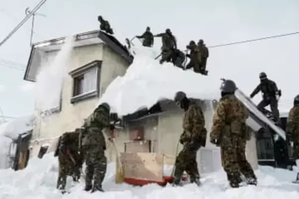 大雪で交付税前倒し、8道県　87市町村に129億円