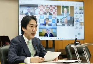 所得連動給付、負担の在り方協議　国が財源の3分の2以上