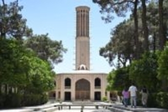 イラン古都に風取り込む「天然の空調設備」　電力不足で注目、受け継がれる技術