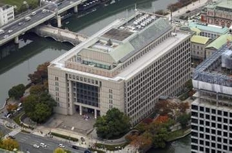 期間終了後も相談業務、負担は？　大阪市教委に費用請求