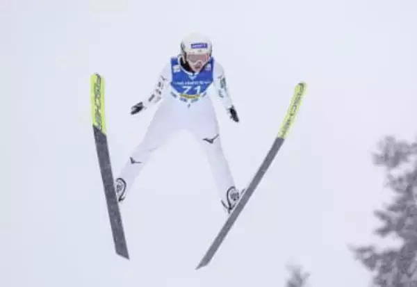 丸山希は8位、高梨沙羅11位　W杯ジャンプ女子第14戦