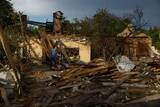 「キーウ近郊攻撃で10人死亡　ロシア実効支配地でも犠牲」の画像1