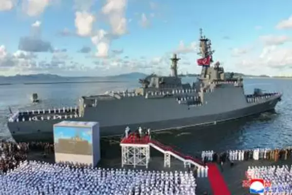 北朝鮮、2隻目の駆逐艦が就役　日本海管轄、核武装化方針
