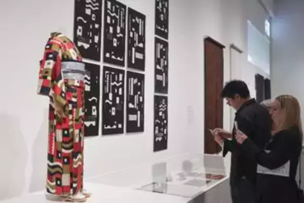 布デザインの須藤玲子さん展覧会　米美術館に日本の染織物