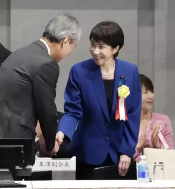 物価上昇に負けないベアを　首相、経団連で要請