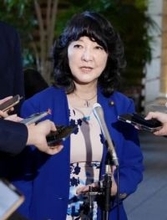 財務相、影響ないよう努力　衆院解散、予算成立遅れで