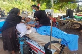 インドネシア地震、死者50人超　けがも100人超、さらに増加も