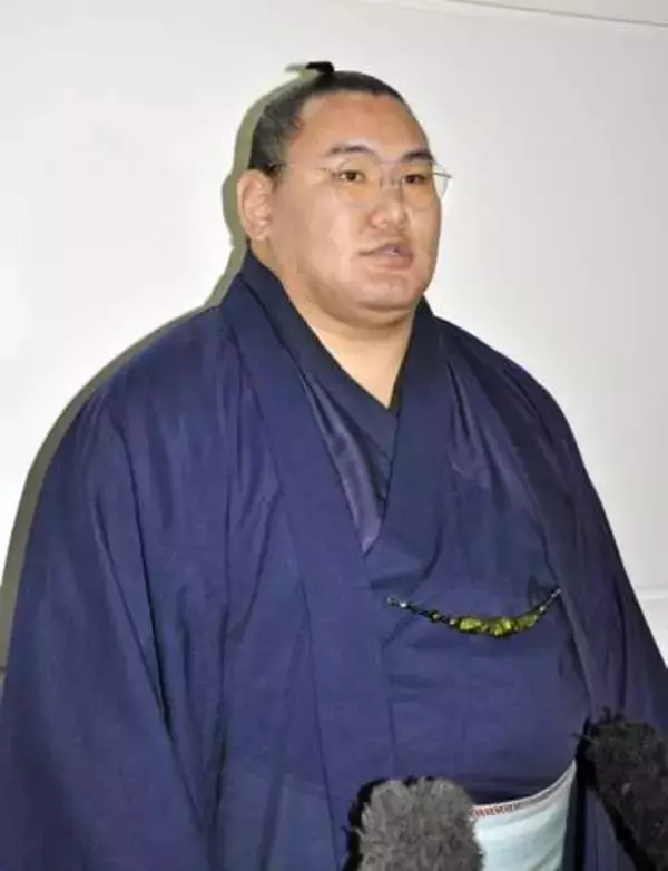 豊昇龍、霧島らパリ公演へ出発　31年ぶり