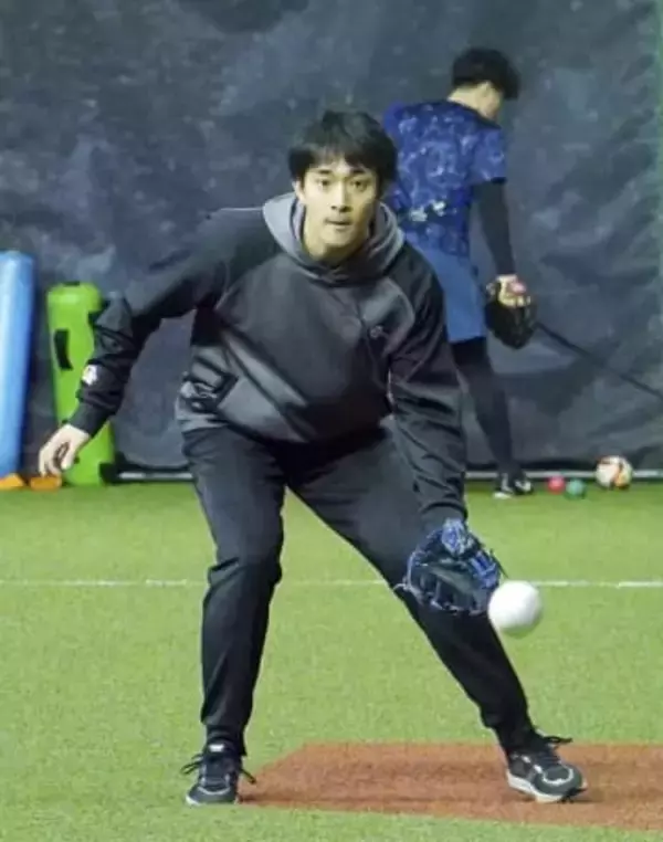 柳町「首位打者取りたい」　ソフトバンク、体幹を強化