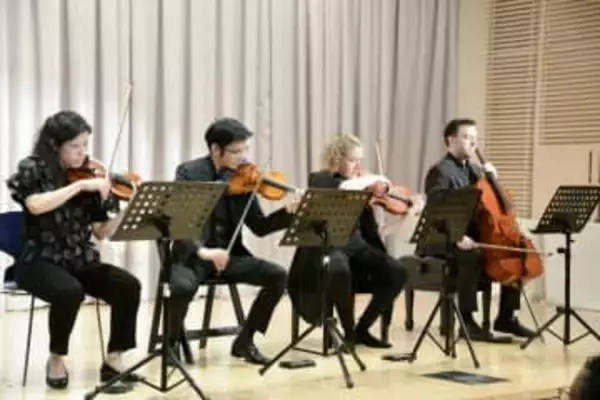 NYで邦人若手作曲家の音楽披露　前衛的作品、聴衆魅了