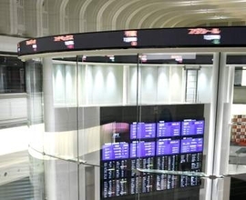 東証、午前終値は6万2218円　半導体銘柄に買い戻し