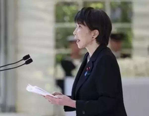 首相、殉職自衛隊員追悼式で哀悼　「遺志継ぎ平和守る」