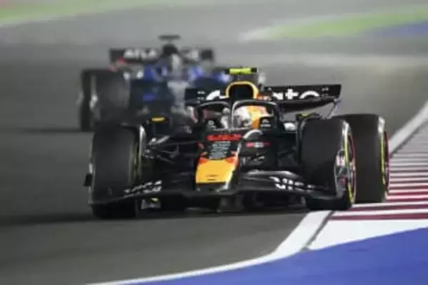 F1角田、控えドライバーに　レッドブル、成績低迷