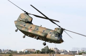 陸自ヘリにレーザー照射　静岡上空10分間、けが人なし