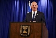 イスラエル前国防相、政権離脱　戦時内閣に打撃、総選挙要求