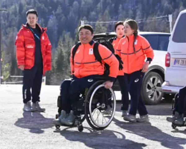 パラ、アルペン日本代表が入村　3月6日開幕