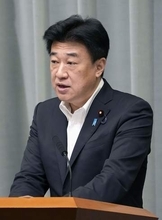 皇室典範要綱案、衆院議長に提示　官房長官、立法府総意の反映確認