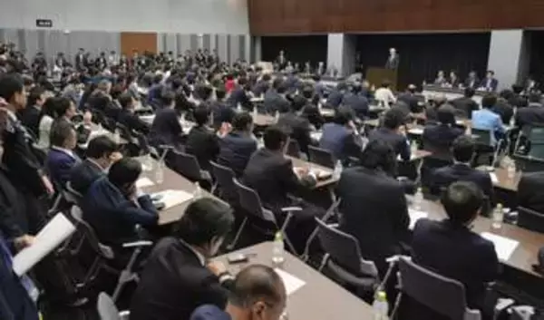 首相支援、347人自民議連発足　党内基盤強化、麻生氏ら発起人
