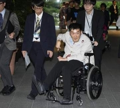 障害者代表が首相と面会　防衛費増に懸念伝える