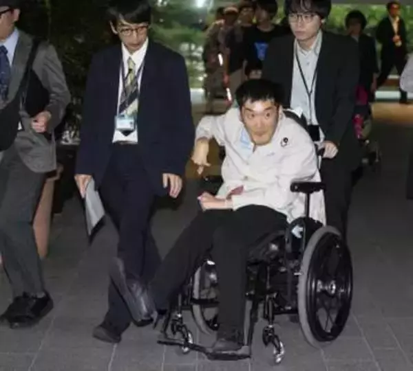 障害者代表が首相と面会　防衛費増に懸念伝える