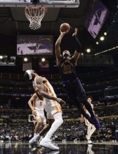 八村が途中出場で戦列復帰　8試合ぶり、18分で7得点