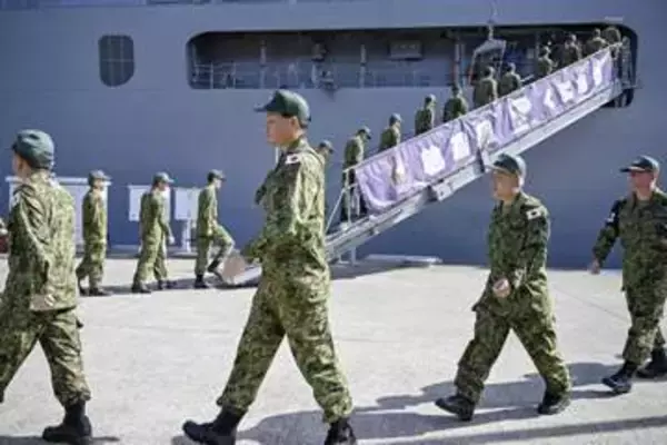 自衛隊の輸送艦がインドネシアへ　ヘリで山林火災の消火、海外で初