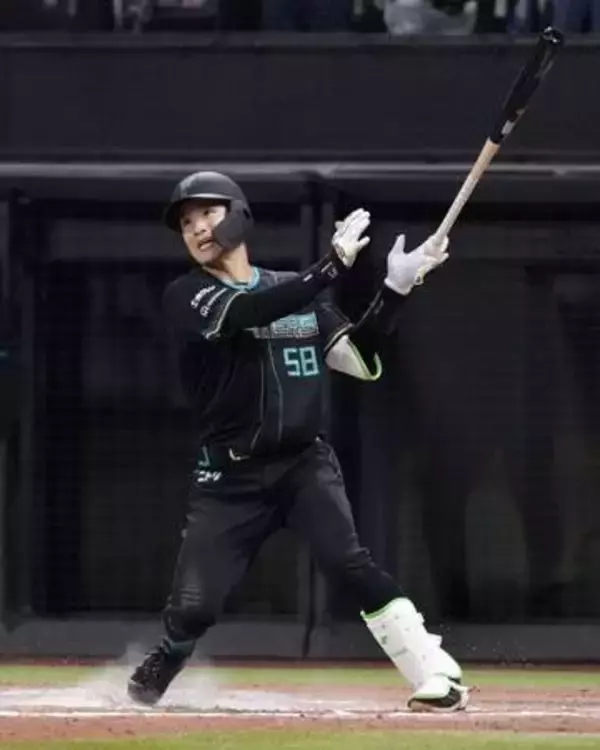 奈良間、気合のサヨナラ打　コーチから「決めてこい」