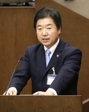 高橋靖・水戸市長が5選不出馬　「新リーダーに市政託す」と表明