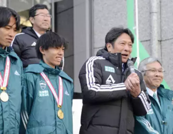 青学大・原監督「総合4連覇を」　箱根駅伝優勝報告会