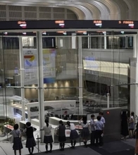 東証反発、終値5万3688円　914円高、幅広い銘柄に買い