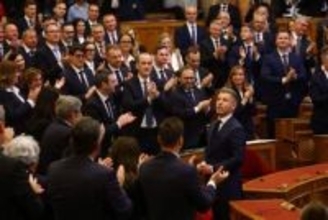 ハンガリー、親EUの新首相選出　「ロシア寄り」から関係見直し