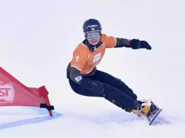 スノーボード三木つばき3位　W杯パラレル大回転、イタリア