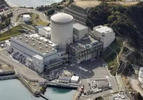 美浜原発3号機、原子炉手動停止　高圧タービン周辺で蒸気漏れ