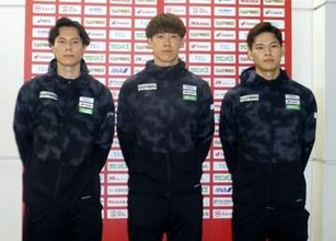 石川祐希主将「悔しさある」　バレー男子日本代表が帰国