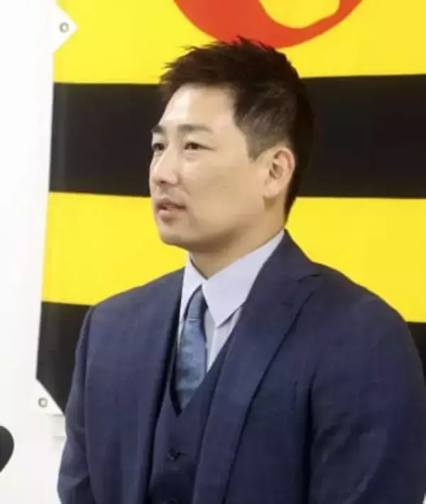 阪神岩崎「連覇を」　4年契約の4年目へ