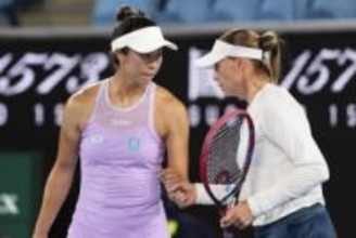 全豪テニス、サバレンカが決勝へ　柴原組は準決敗退、日本勢姿消す