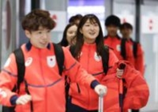 坂本花織「上空で五輪を実感」　客室乗務員から激励の贈り物